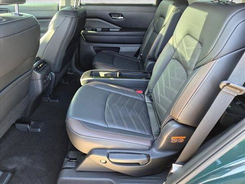 Used 2023 Nissan Pathfinder Platinum AWD/4WD image 20