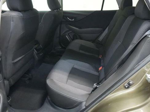 Used 2021 Subaru Outback Premium image 19