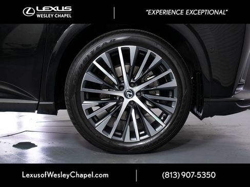 Used 2025 Lexus RX 350 Premium Plus w/ Convenience Package FWD image 5