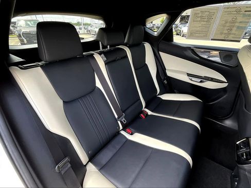 Used 2024 Lexus NX 250 FWD image 23
