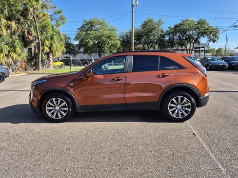 Used 2020 Cadillac XT4 Sport w/ Driver Awareness Package FWD image 3