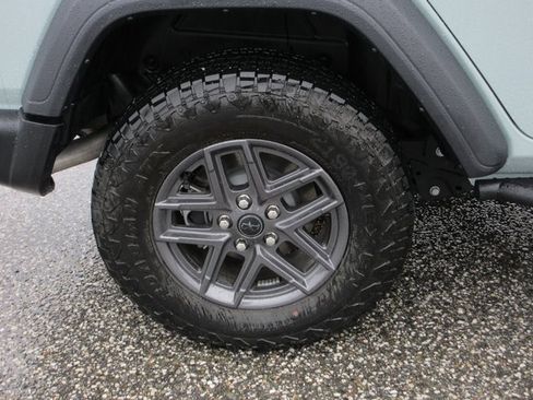 Used 2024 Jeep Wrangler Sport S image 5