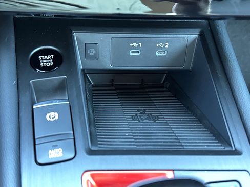 New 2026 Nissan Kicks SR image 22