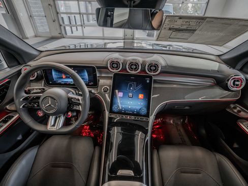 New 2025 Mercedes-Benz GLC 63 AMG S image 8