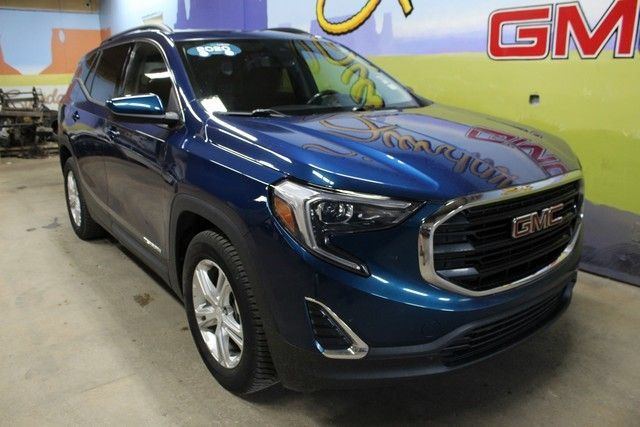 Certified 2020 GMC Terrain SLE FWD image 3