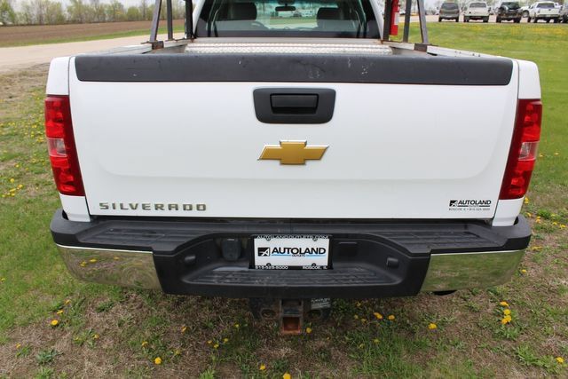 Used 2014 Chevrolet Silverado 3500 W/T AWD/4WD image 10
