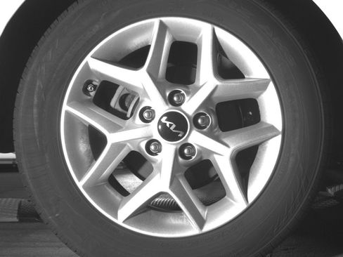 Used 2025 Kia Soul LX w/ LX Technology Package FWD image 15