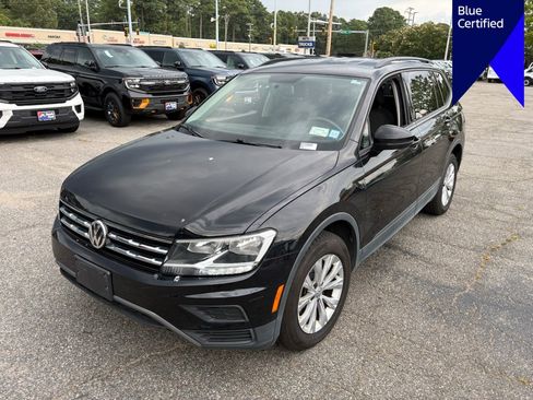 Used 2020 Volkswagen Tiguan S w/ 3rd Row Seat Package AWD/4WD image 1
