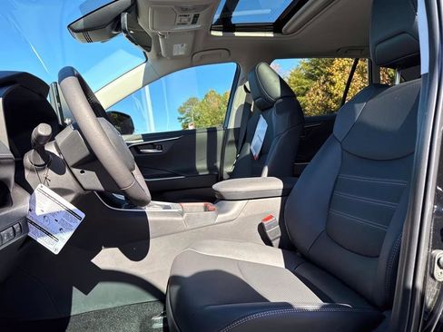 New 2025 Toyota RAV4 Limited image 11
