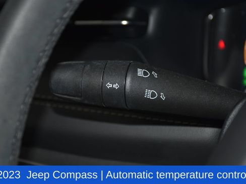 Used 2023 Jeep Compass Limited AWD/4WD image 10
