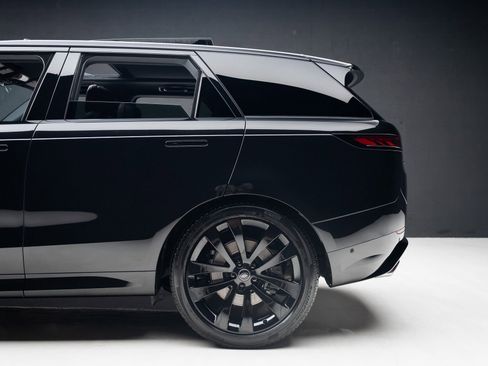 Used 2025 Land Rover Range Rover Sport Dynamic SE image 19
