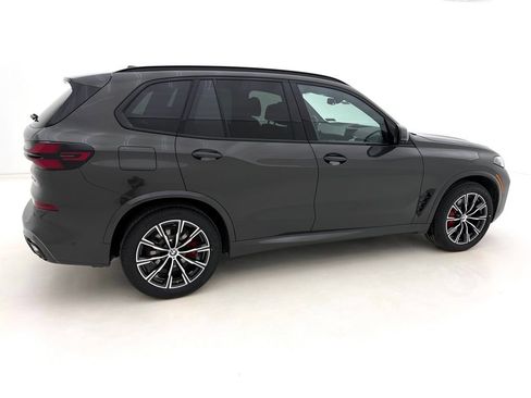 New 2026 BMW X5 xDrive40i w/ M Sport Package image 5