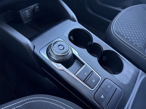 Used 2025 Ford Escape Active image 30