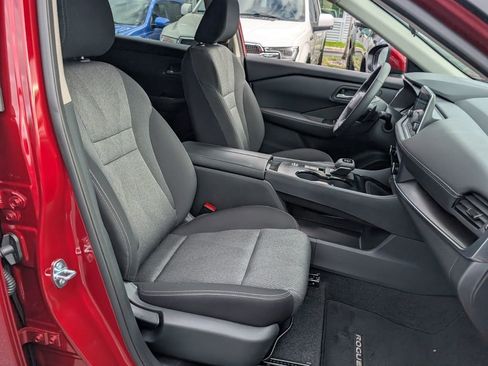 Certified 2026 Nissan Rogue SV w/ Cold Weather Package image 17