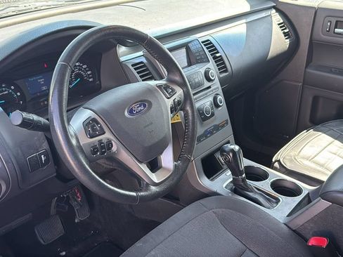 Used 2016 Ford Flex SE FWD image 16