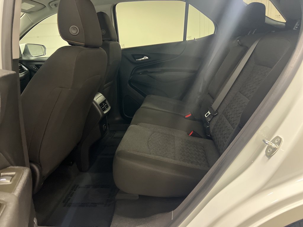 Certified 2023 Chevrolet Equinox LT AWD/4WD image 11