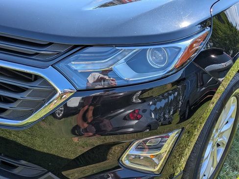 Used 2019 Chevrolet Equinox LS w/ LS Convenience Package FWD image 10