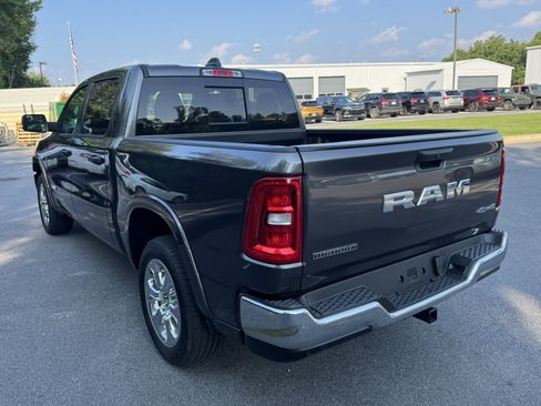 Used 2026 RAM 1500 Big Horn AWD/4WD image 7