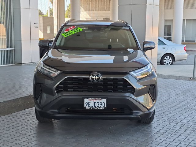 Used 2023 Toyota RAV4 XLE w/ Convenience Package FWD image 2