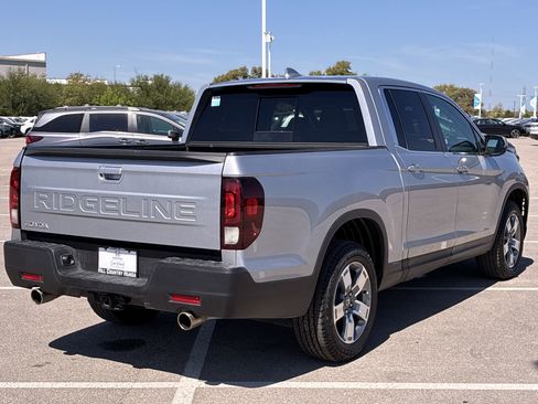 Certified 2025 Honda Ridgeline RTL image 6