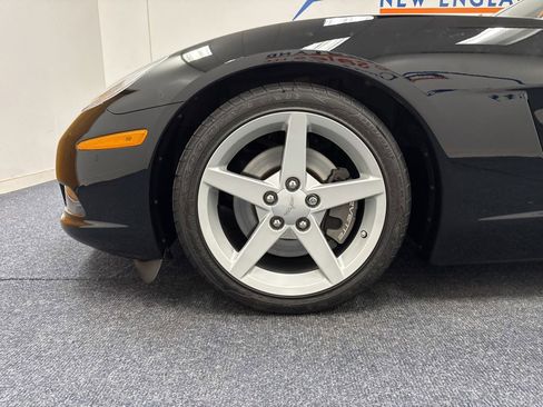 Used 2007 Chevrolet Corvette Coupe RWD image 21