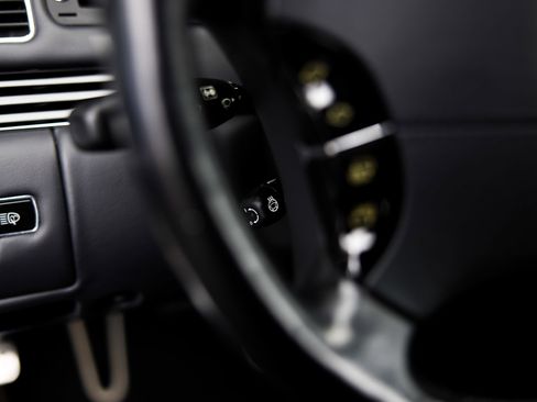 Used 2008 Maybach 57 S image 25