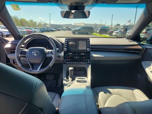 Used 2022 Toyota Avalon Limited w/ Advanced Safety Package image 20