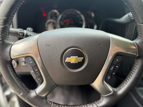 Used 2019 Chevrolet Express 2500 Extended w/ Driver Convenience Package RWD image 23