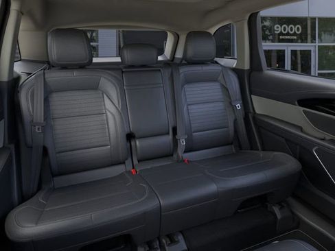 New 2025 Lincoln Nautilus Reserve AWD/4WD image 11
