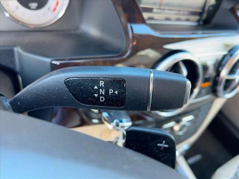 Used 2013 Mercedes-Benz GLK 350 4MATIC image 12