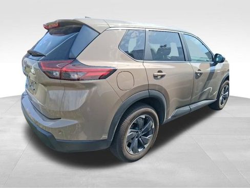 Used 2025 Nissan Rogue SV image 18