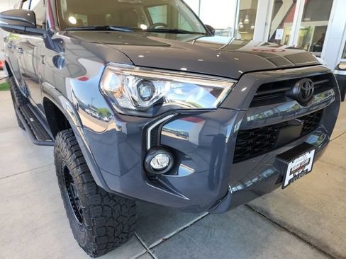 Used 2024 Toyota 4Runner SR5 Premium w/ SR5 Premium Package AWD/4WD image 8