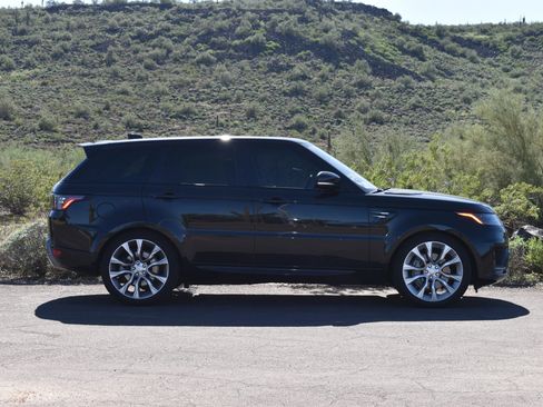 Used 2018 Land Rover Range Rover Sport HSE image 8