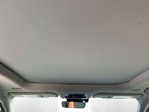 Used 2026 Toyota Grand Highlander AWD image 19