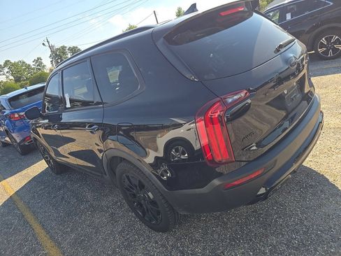 Used 2021 Kia Telluride EX w/ EX Premium Package AWD/4WD image 4