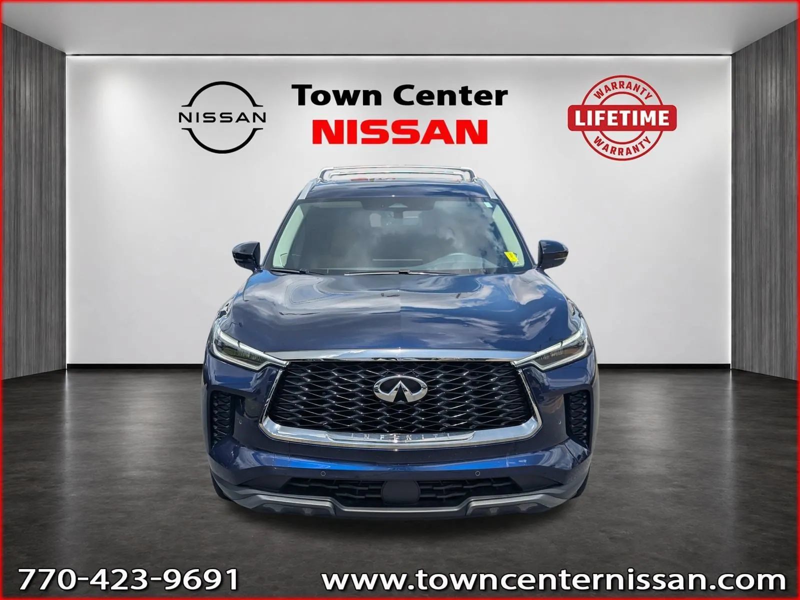 Used 2025 INFINITI QX60 Sensory AWD/4WD image 2
