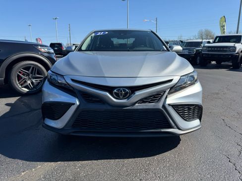Used 2021 Toyota Camry SE image 21