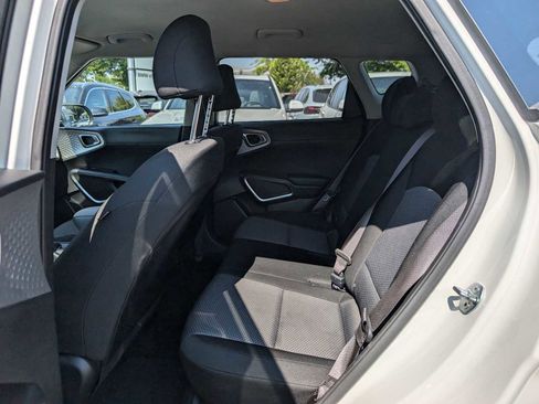 Used 2023 Kia Soul LX w/ Option Group 015 image 20