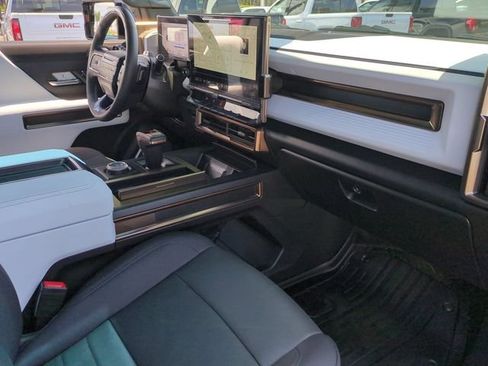 Used 2024 GMC Hummer EV 2X AWD/4WD image 29