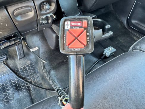 Used 2002 Dodge Ram 3500 Truck 2WD Regular Cab image 17