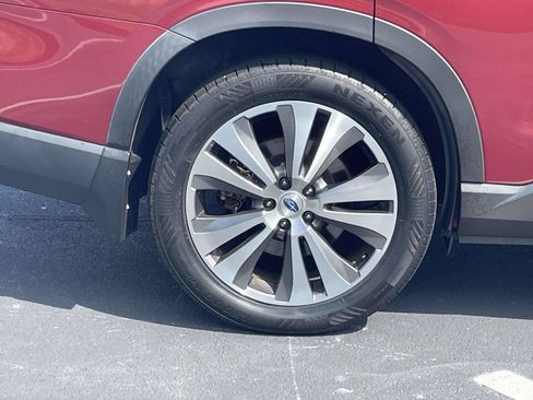 Used 2019 Subaru Ascent Touring AWD/4WD image 9