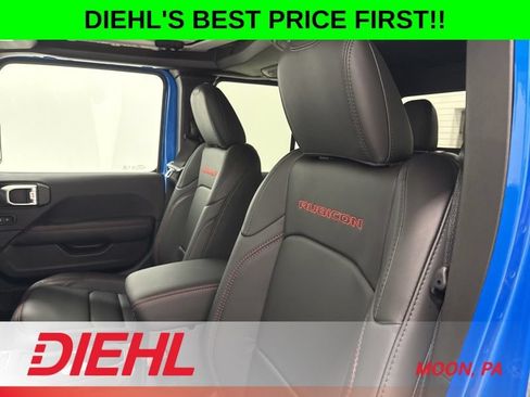 New 2026 Jeep Gladiator Rubicon w/ Steel Power Dome Hood Package AWD/4WD image 19