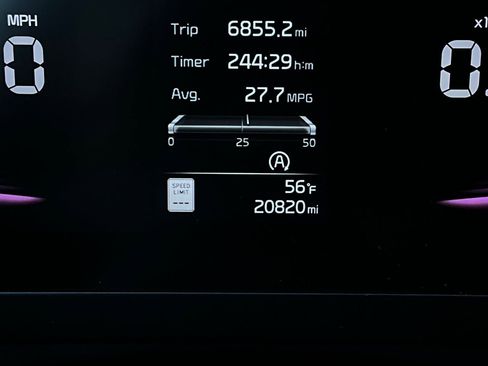 Used 2025 Kia Sportage LX image 36