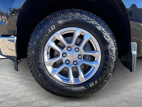 Used 2023 Chevrolet Silverado 1500 LT image 9