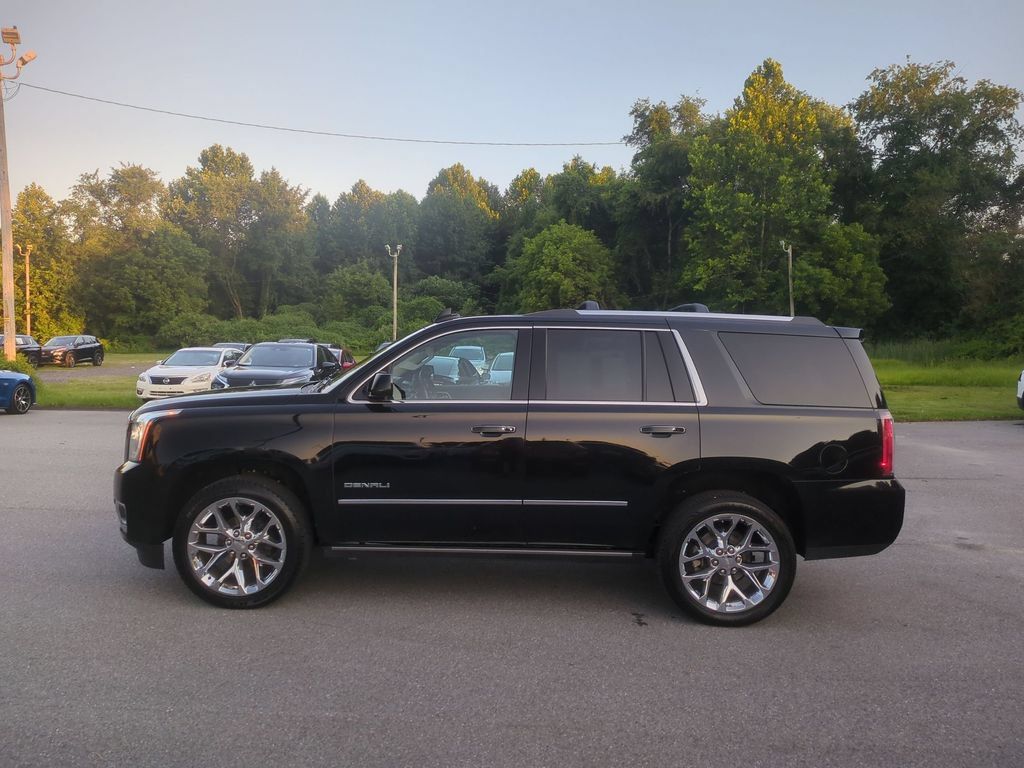 Used 2020 GMC Yukon Denali w/ Denali Ultimate Package AWD/4WD image 8