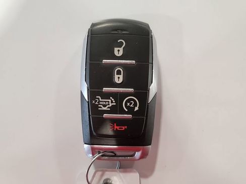 Used 2025 RAM 1500 Big Horn image 10