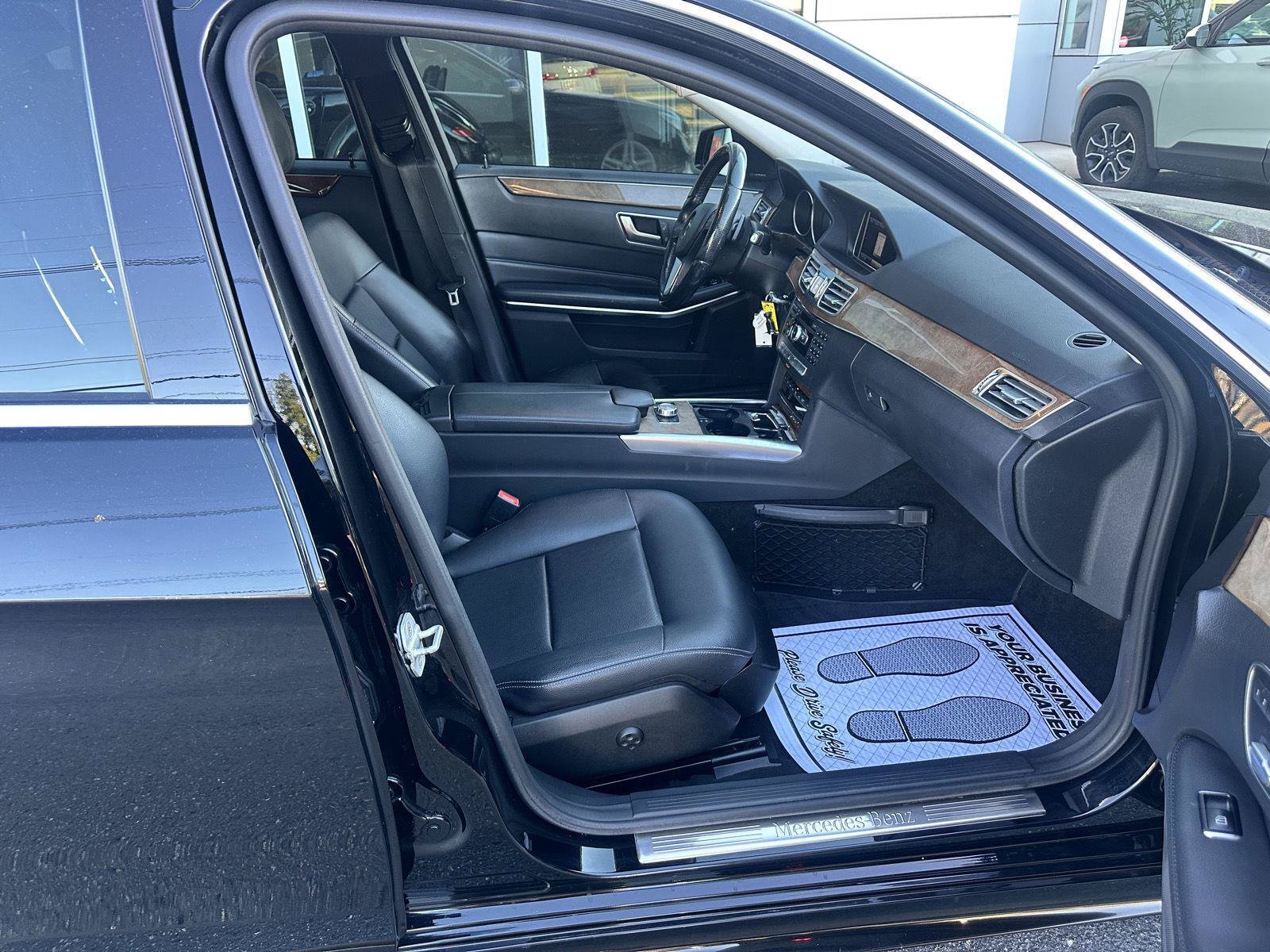Used 2014 Mercedes-Benz E 350 4MATIC Sedan image 8