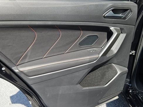 Used 2024 Volkswagen Tiguan Wolfsburg Edition image 24