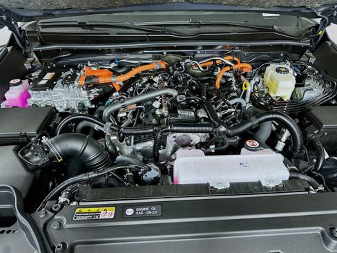 New 2026 Toyota 4Runner Limited AWD/4WD image 32