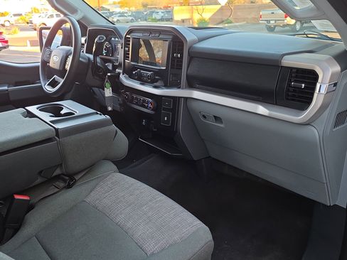 Used 2023 Ford F150 XLT image 34